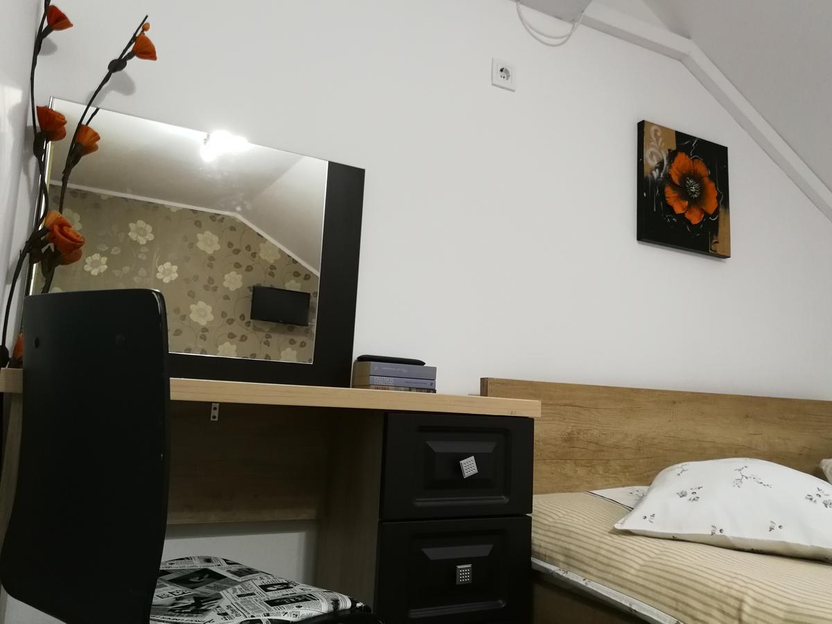 House Apartment Minerilor Kluż-Napoka Zewnętrze zdjęcie